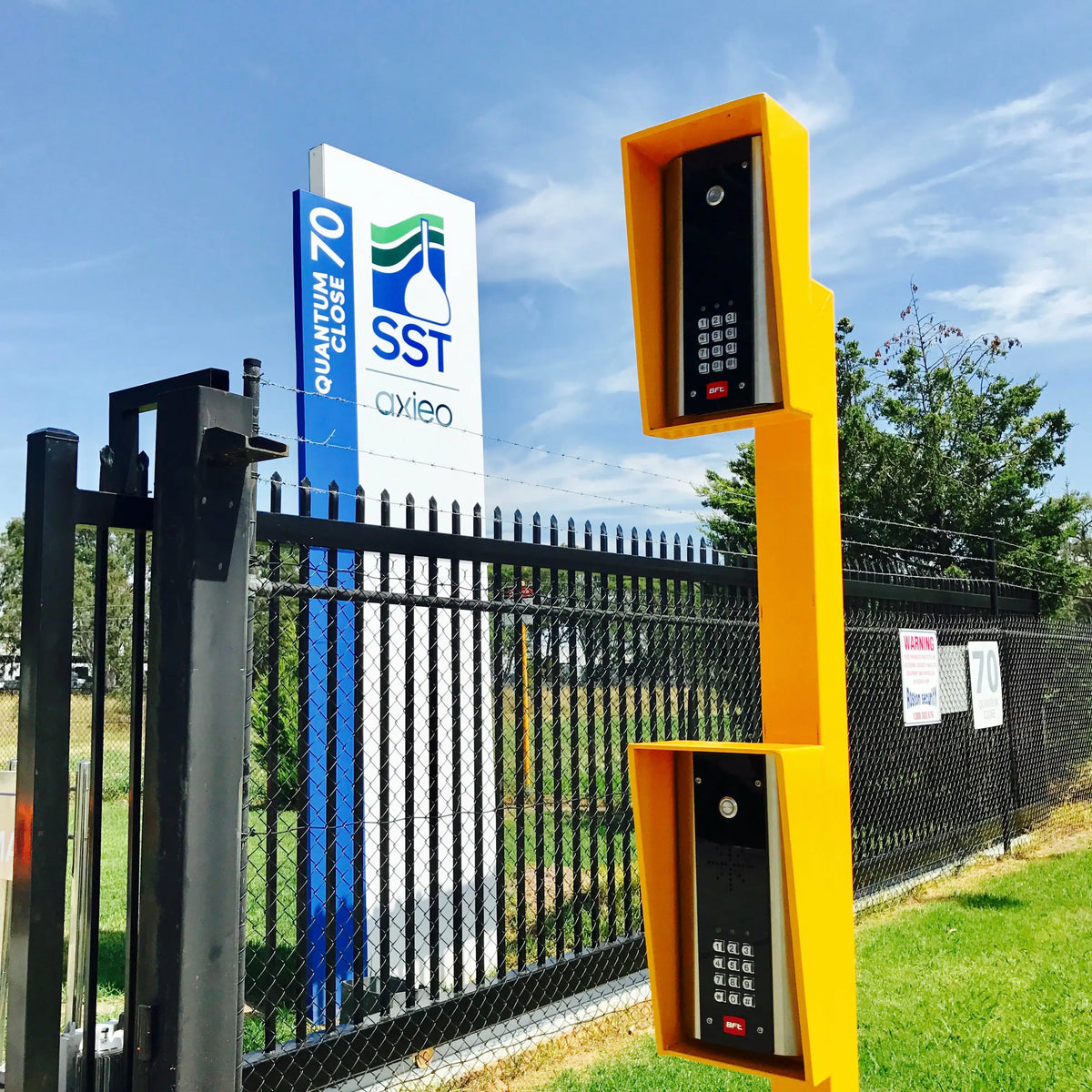 Gate Intercom Systems Explained: Wired, Wi-Fi, 4G and What to Choose for Your Property