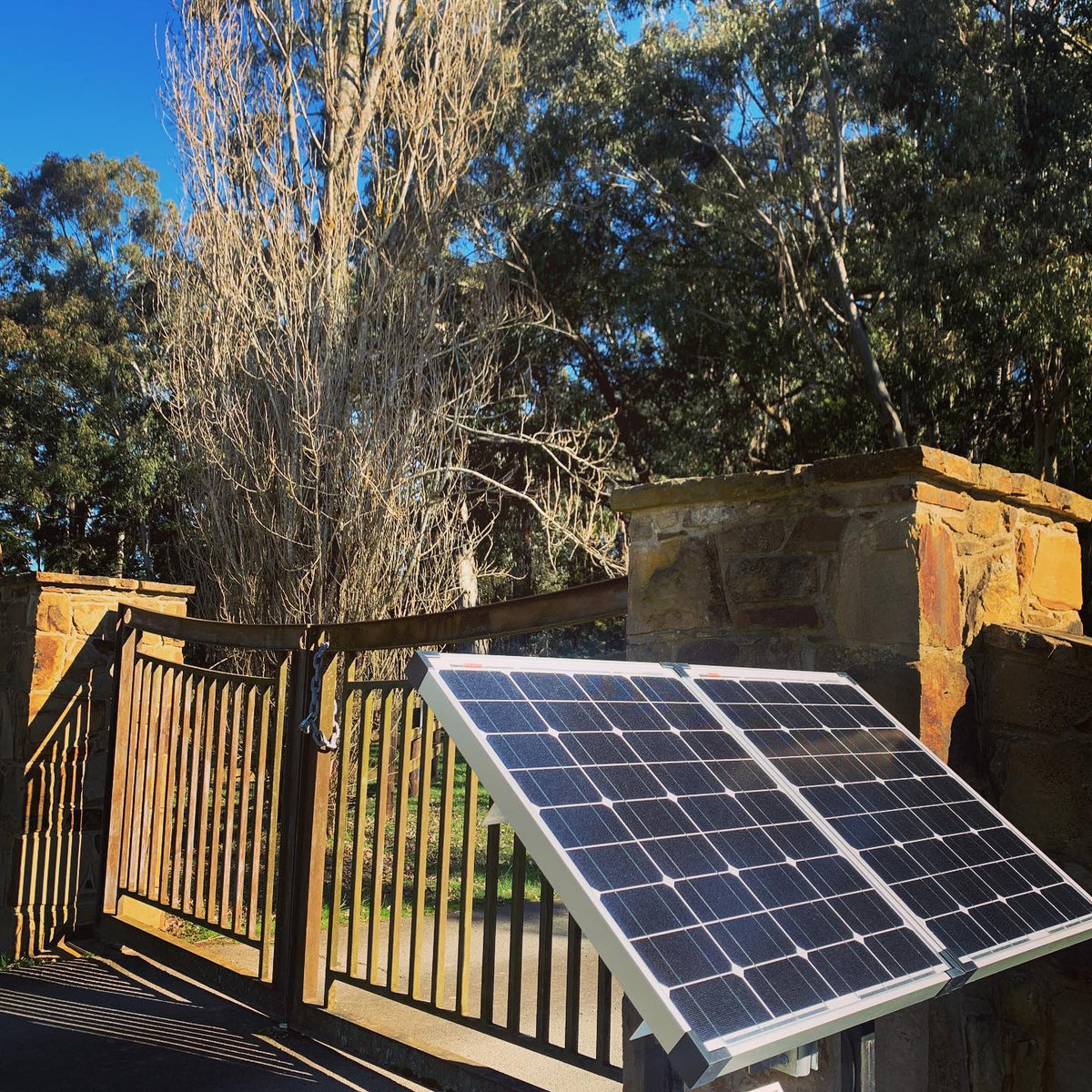 Solar Boom Gate Australia: Can You Run a Barrier Without Mains Power?